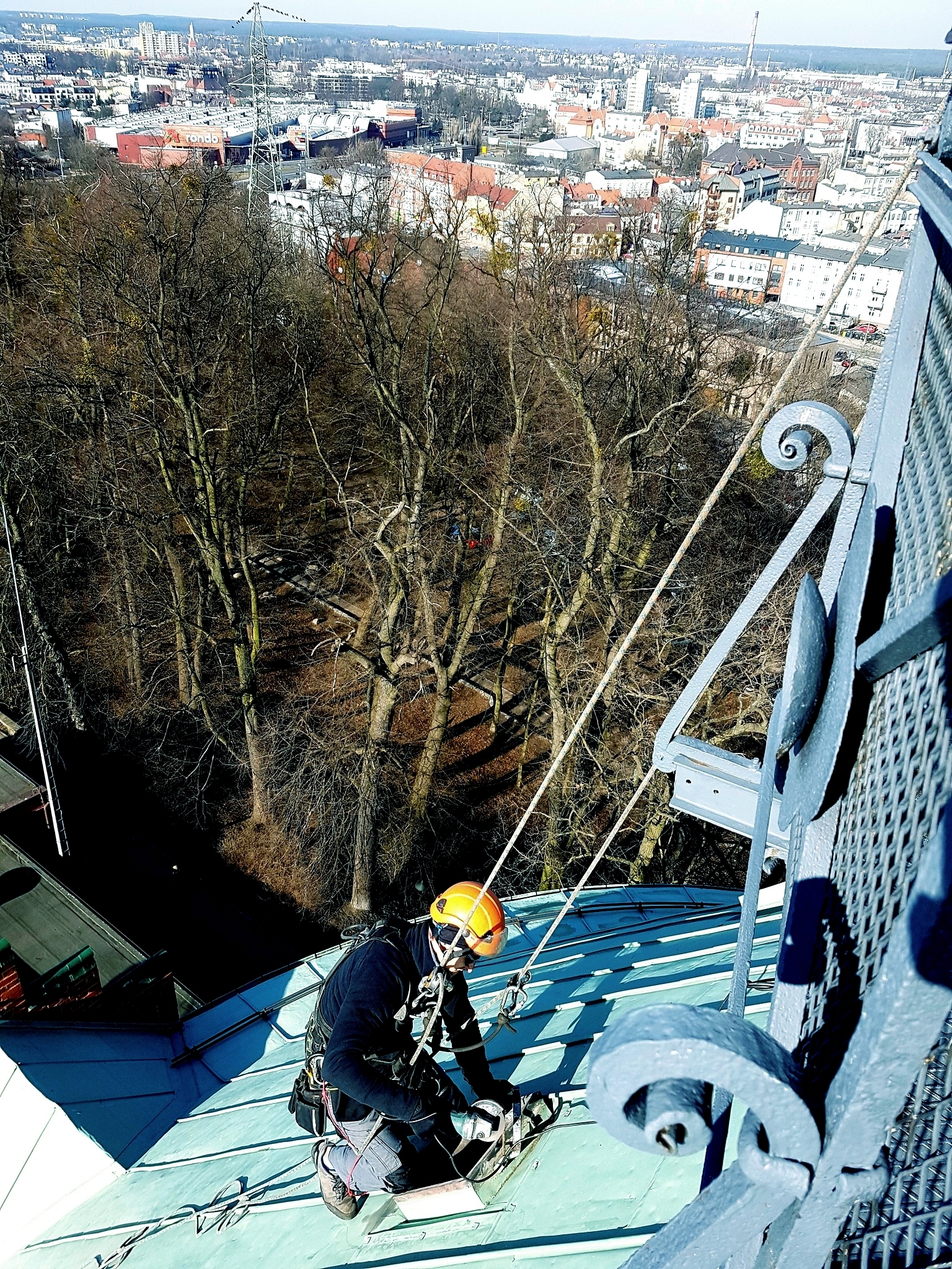 naprawa dachu 3 Praca na wysokościach Bydgoszcz, naprawa dachu Bydgoszcz